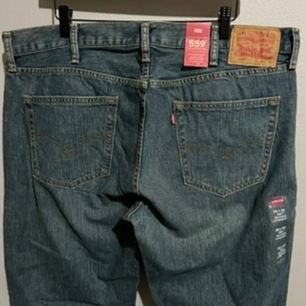 Levi's 559 Relaxed‎ Straight Mens Blue Jeans 38x32 Medium Wash Denim New